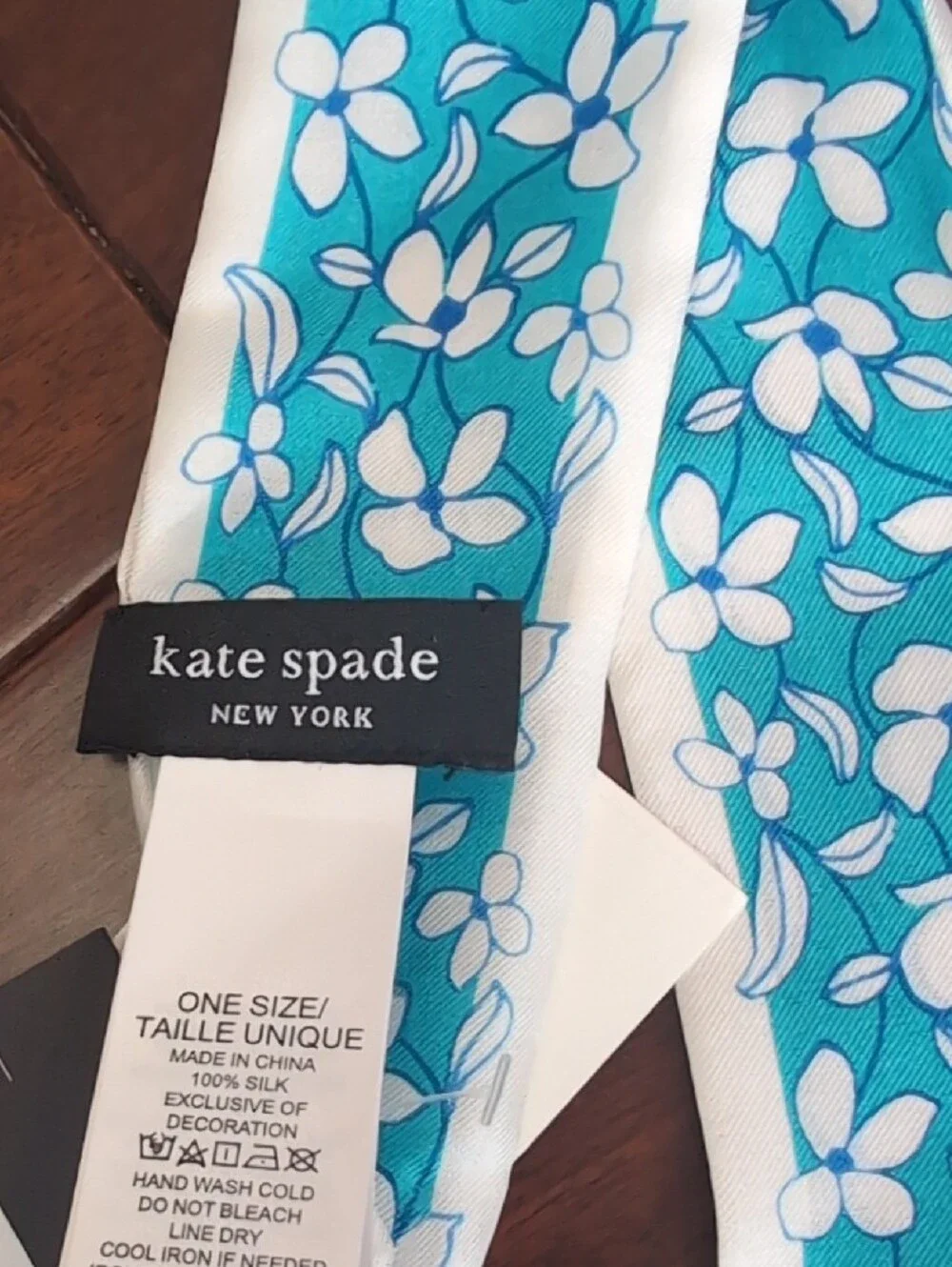 kate spade Blue and White Floral Head Wrap